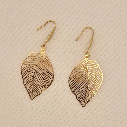 Ohrring Blatt in Gold