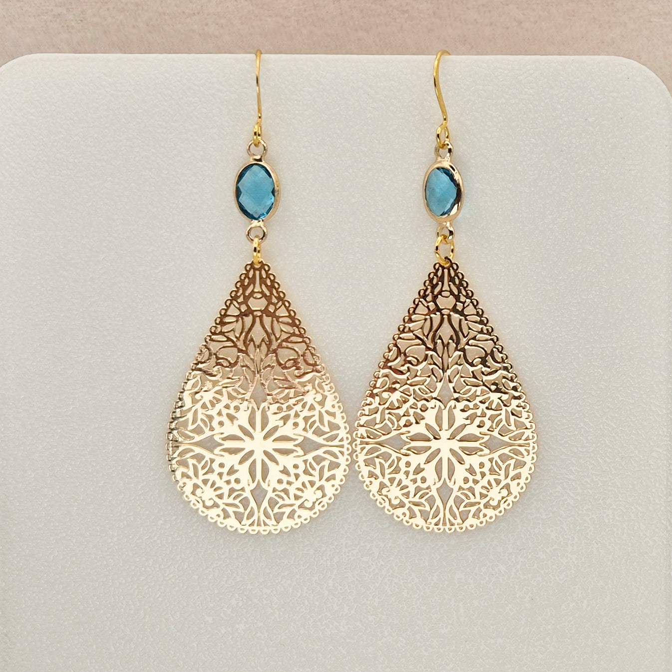 Tropfen Mandala Gold mit Stein
