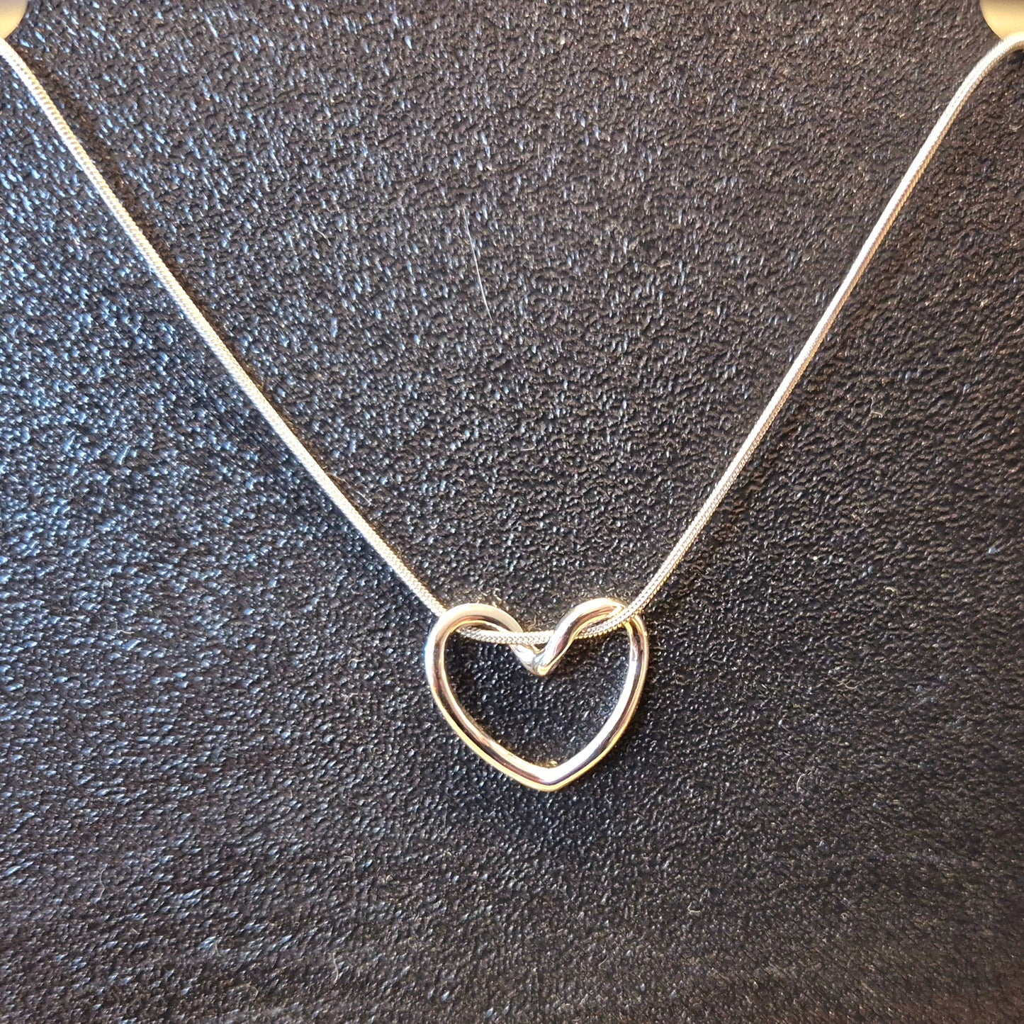 Kette mit Herz in Edelstahl