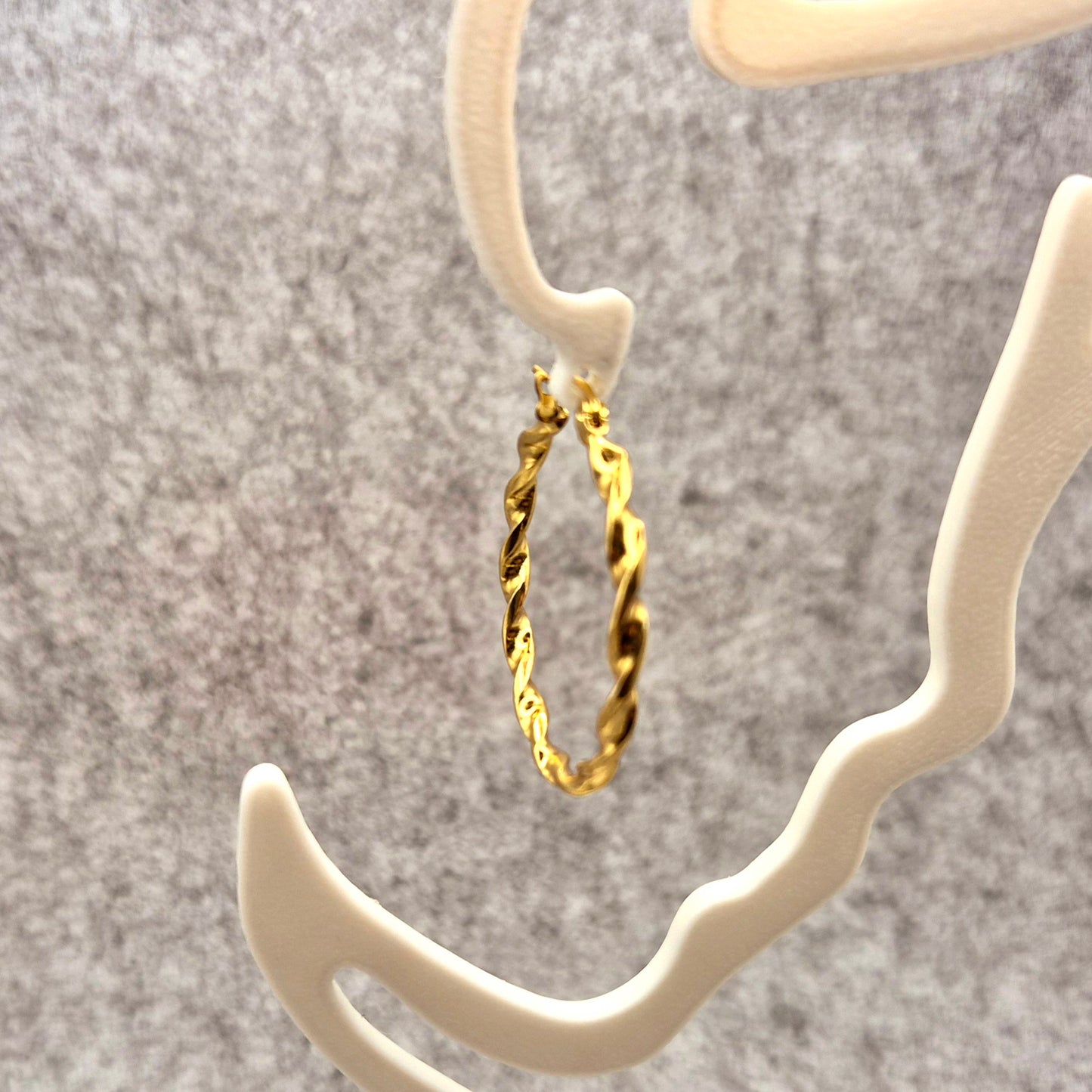 Ohrring Creolen Twisted in Gold