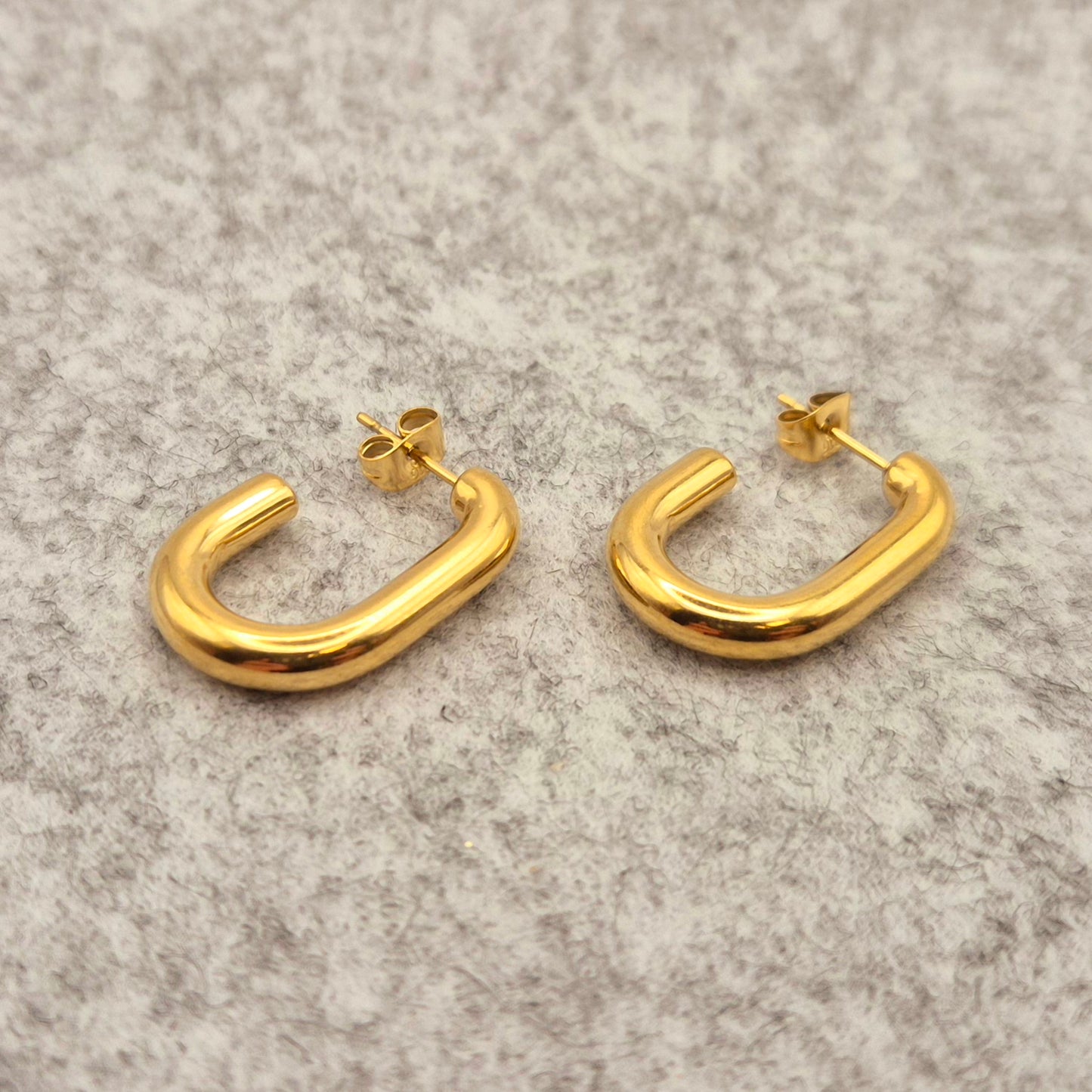 Ohrring C Ellipse Gold