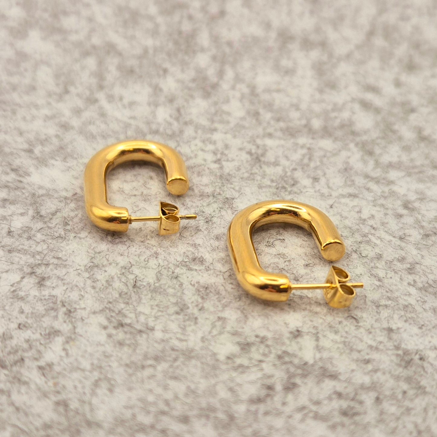 Ohrring C Ellipse Gold