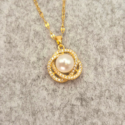 Ohrring und Kette mit Perle im Set