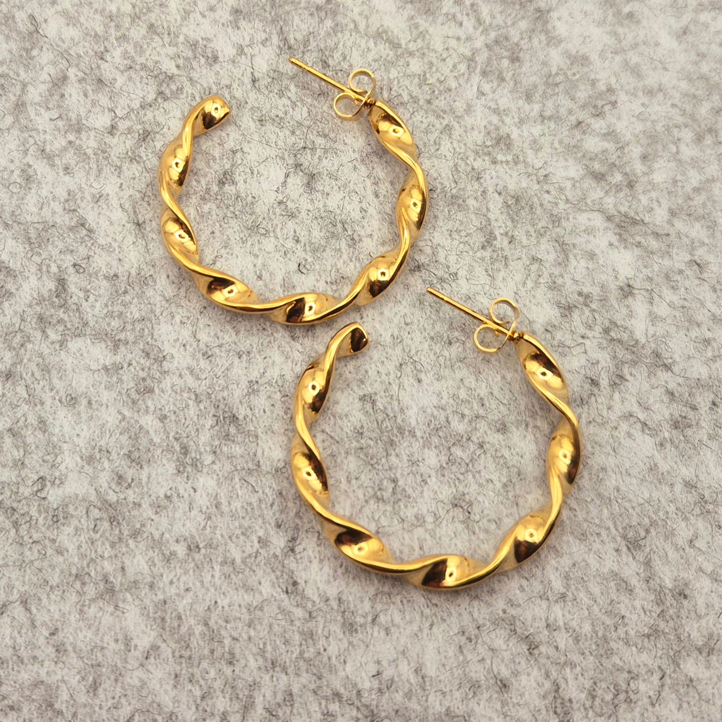 Ohrring Creolen Twisted in Gold